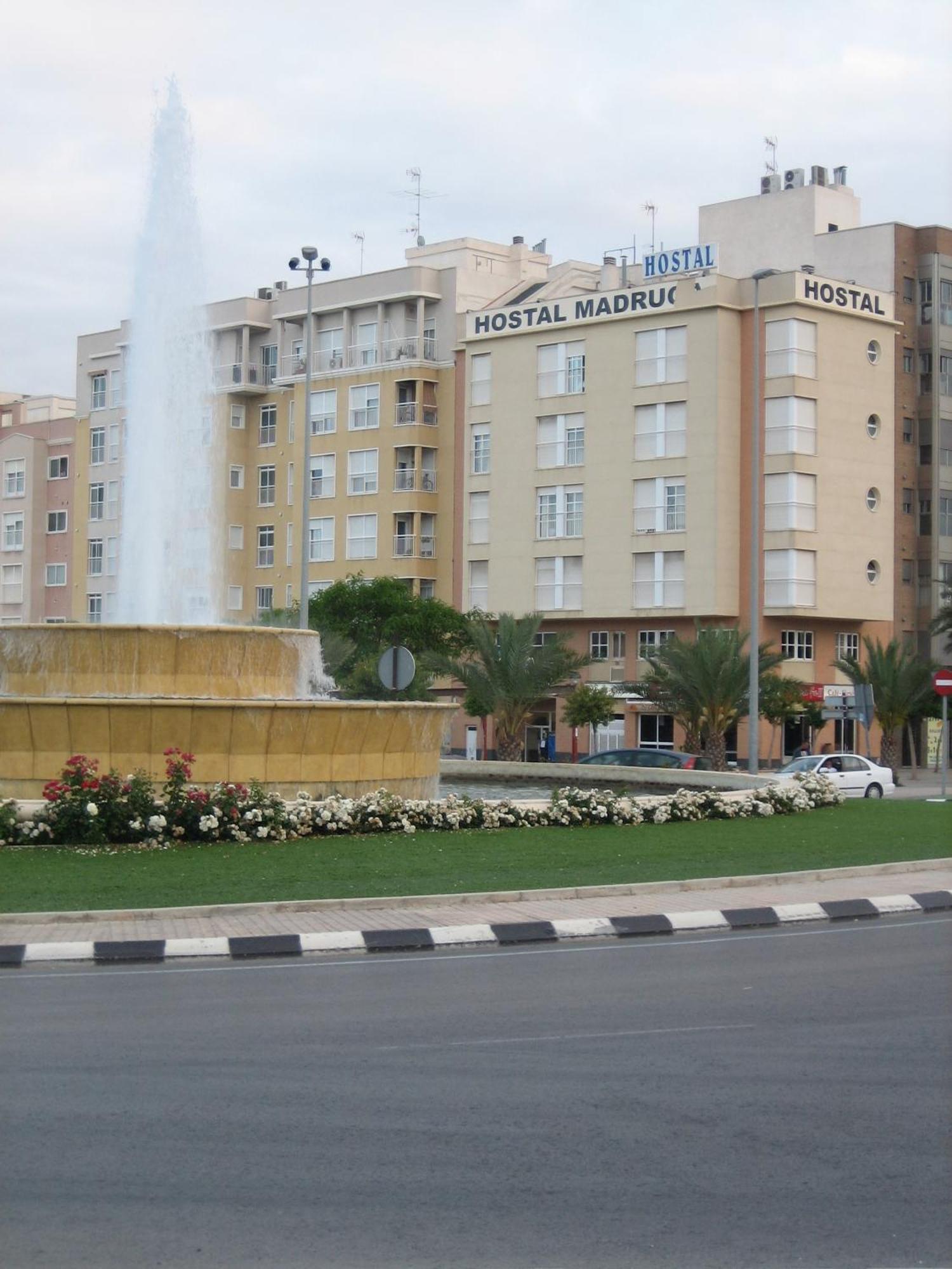 Hostal Madruga Elche Kültér fotó